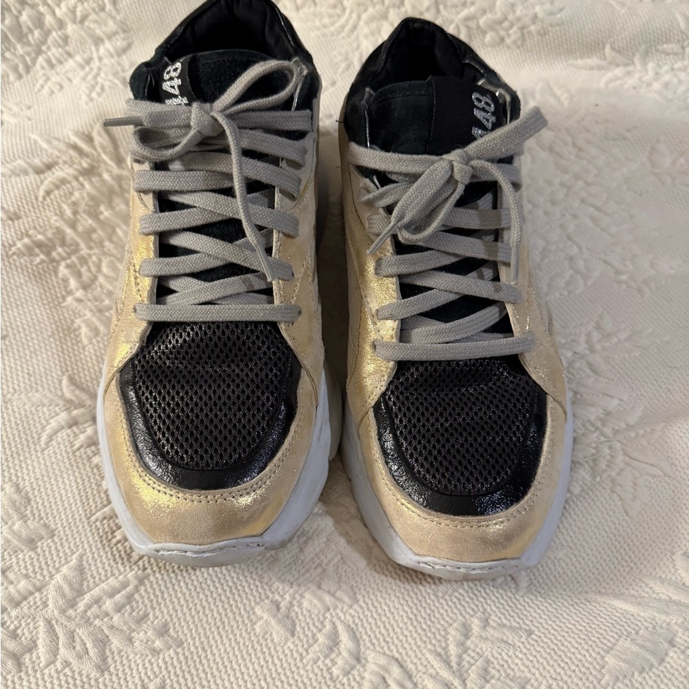 P448 Leia metallic Gold and Black chunky Women's Sneakers